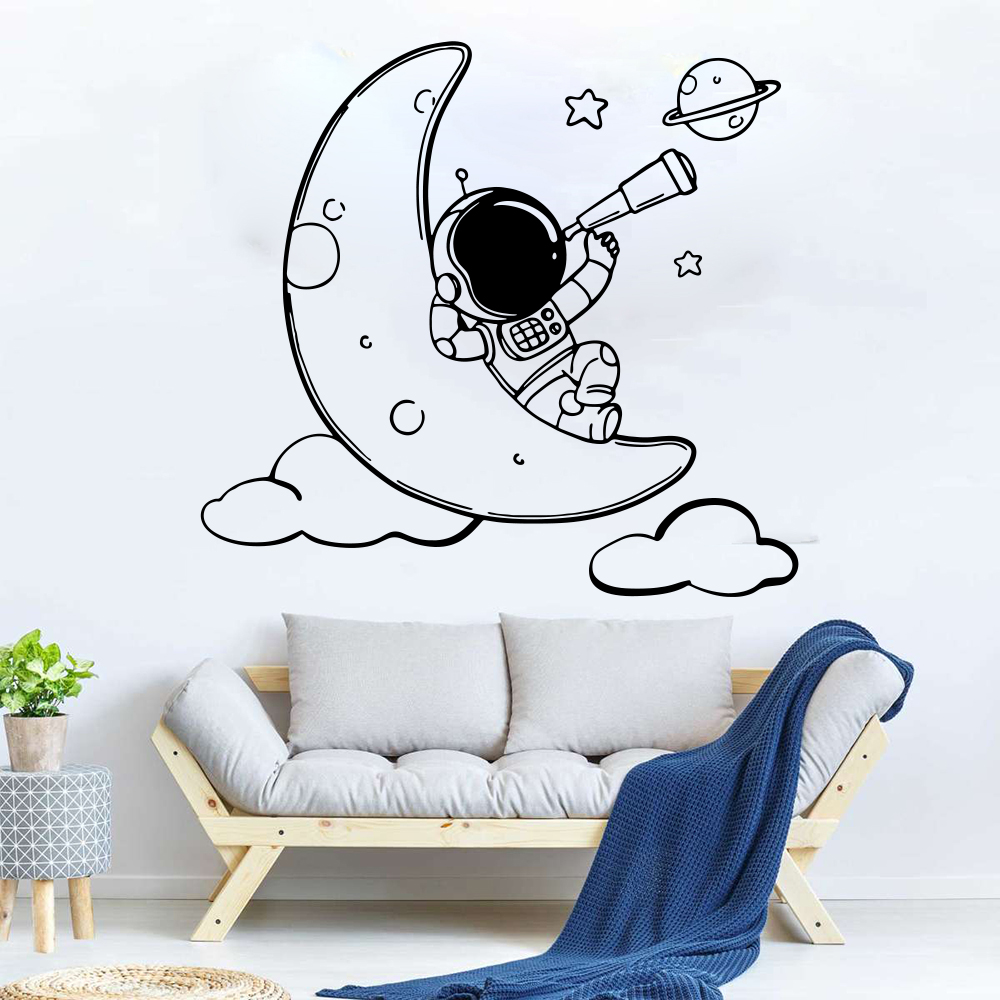 Cartoon Astronaut on The Moon  - Baby Nursery Vinyl Wall Stickers recension och pris