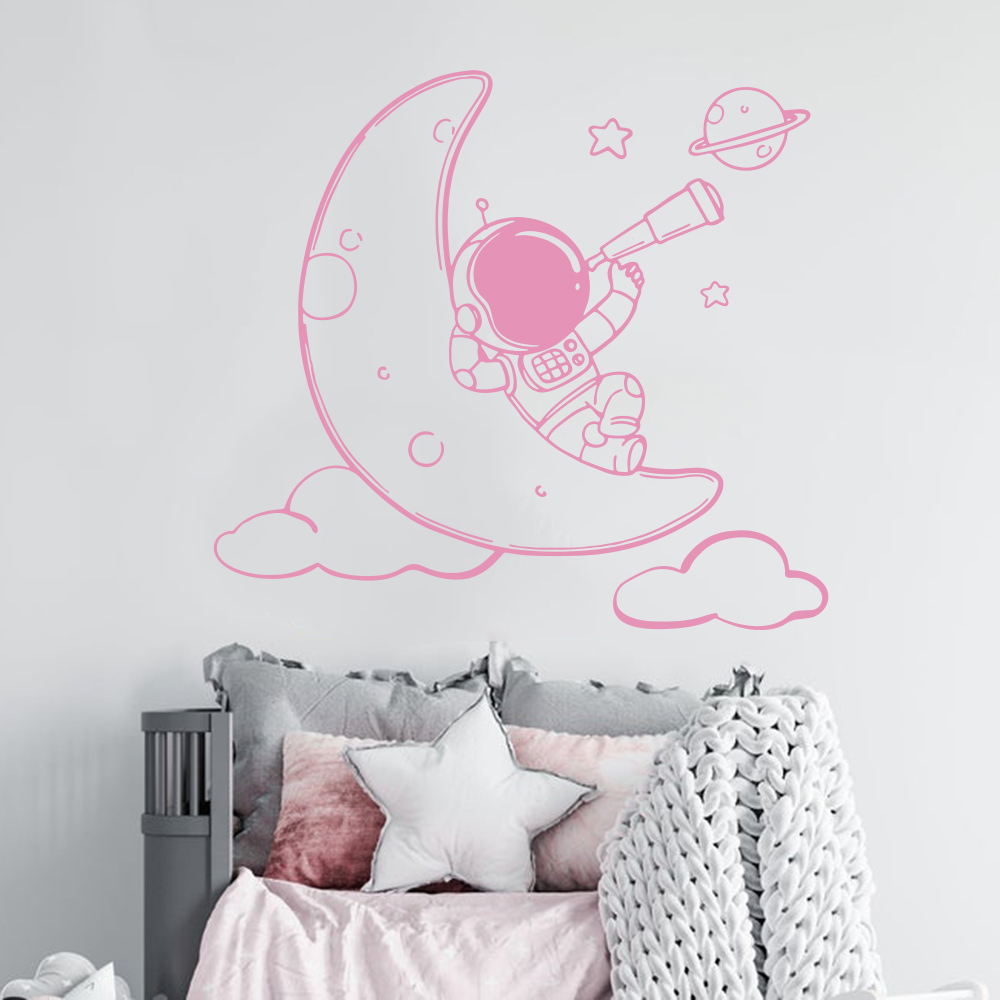 Cartoon Astronaut on The Moon  - Baby Nursery Vinyl Wall Stickers recension och pris